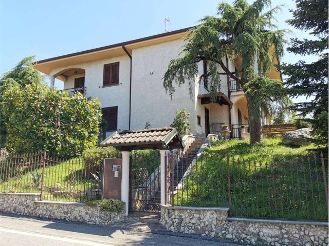 Appartamento in vendita a Orsenigo CO