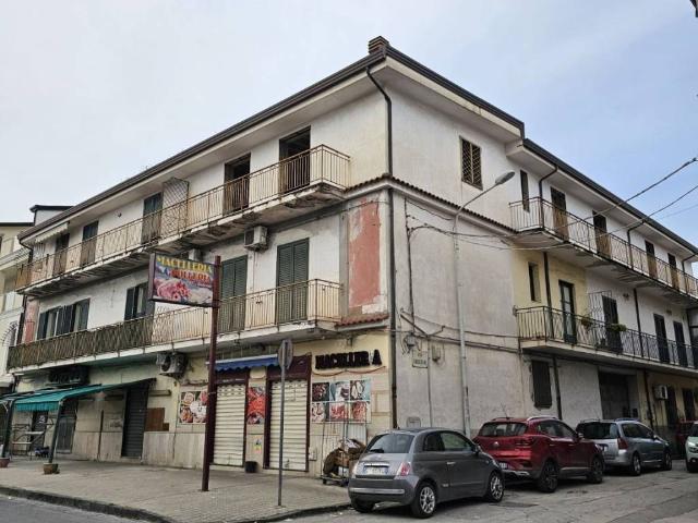 Appartamento in vendita a Orta di Atella CE