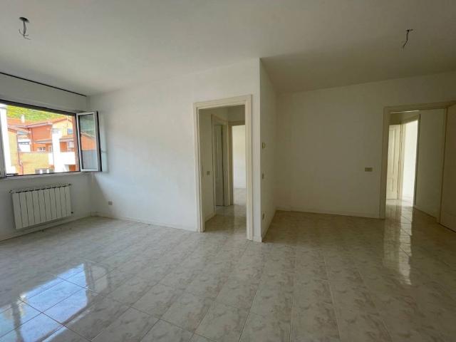Appartamento in vendita a Orte VT