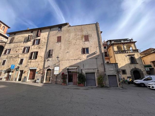 Appartamento in vendita a Orte VT