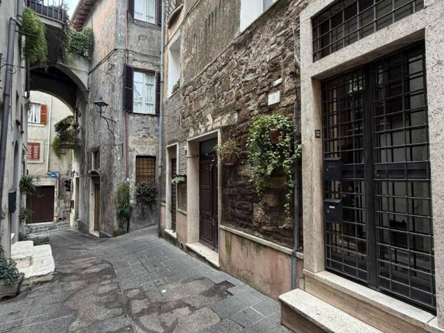 Appartamento in vendita a Orte VT