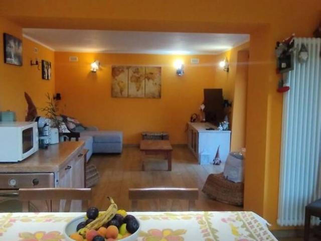 Appartamento in vendita a Ortignano Raggiolo AR