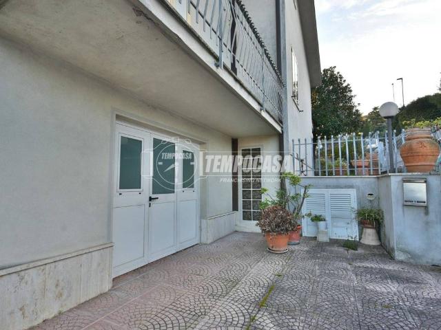 Casa indipendente in vendita a Osimo AN