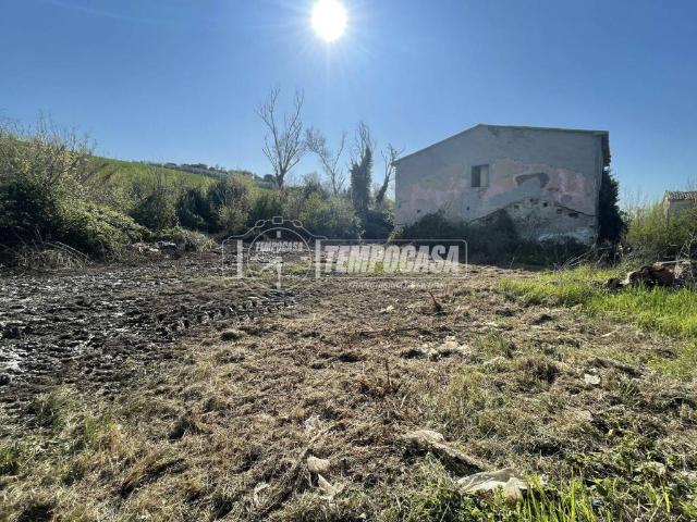 Appartamento in vendita a Ostra AN