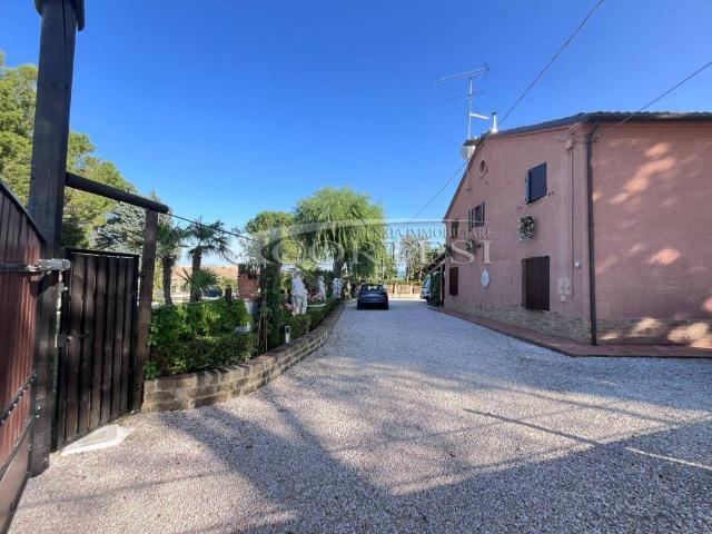 Appartamento in vendita a Ostra Vetere AN