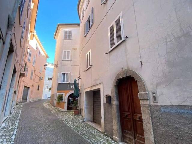 Appartamento in vendita a Atina FR