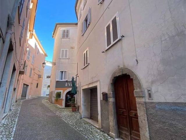 Appartamento in vendita a Atina FR