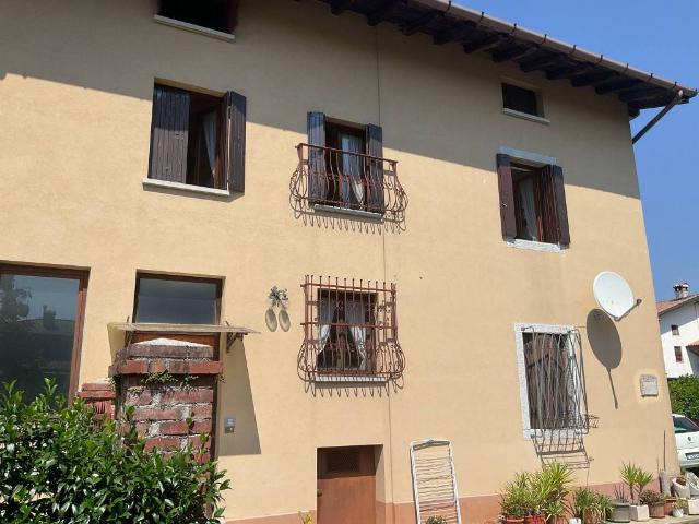 Appartamento in vendita a Attimis UD