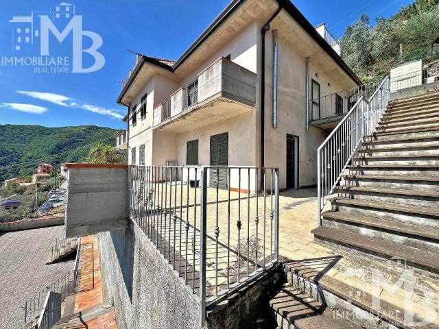 Appartamento in vendita a Avegno GE