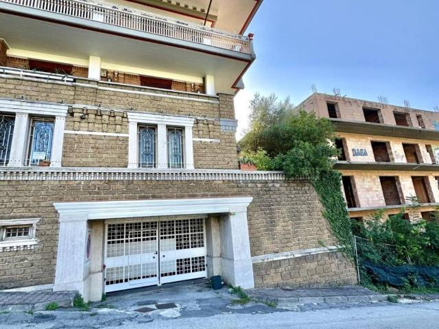 Appartamento in vendita a Avellino AV