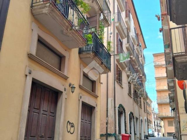 Appartamento in vendita a Avellino AV