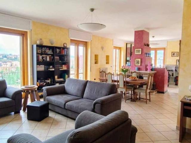 Appartamento in vendita a Avellino AV