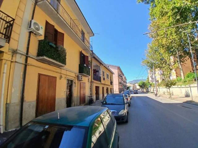 Appartamento in vendita a Avellino AV