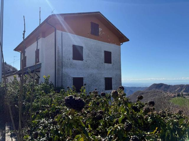 Appartamento in vendita a Aviatico BG