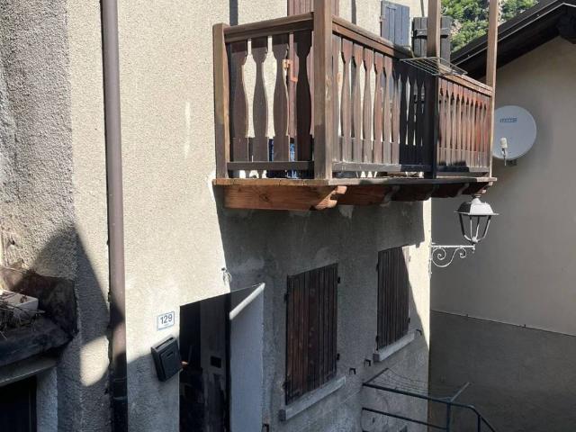 Appartamento in vendita a Avise AO
