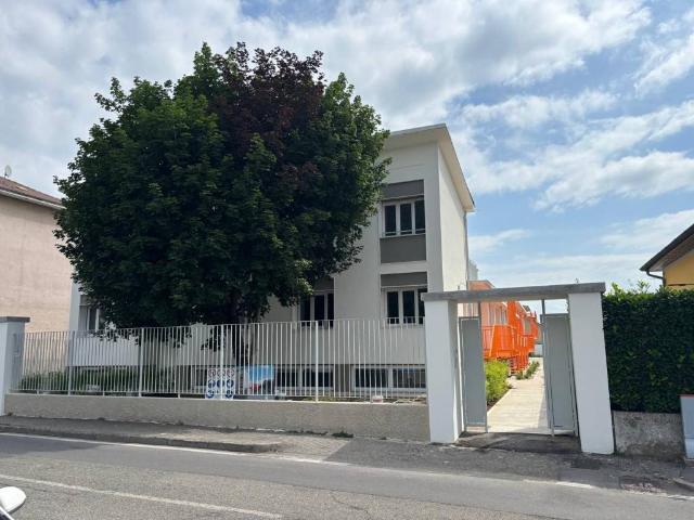 Appartamento in vendita a Abbiategrasso MI