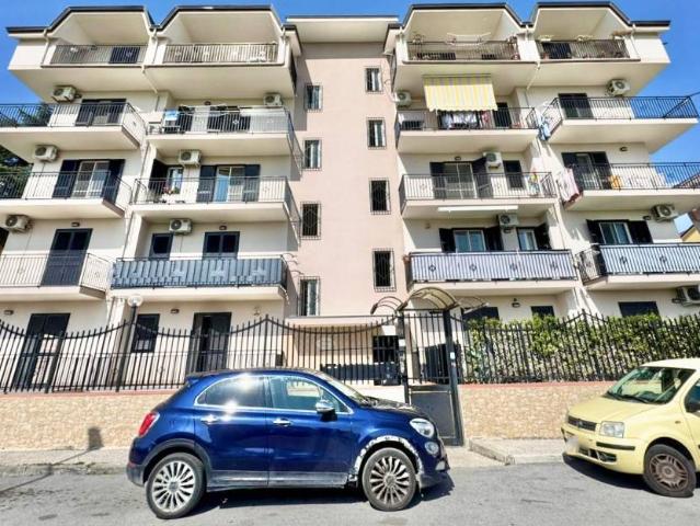 Appartamento in vendita a Acerra NA