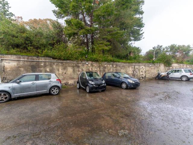 Appartamento in vendita a Aci Castello CT
