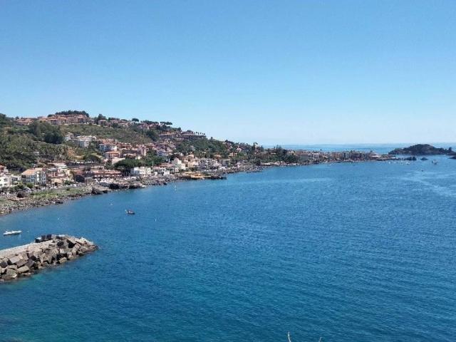 Appartamento in vendita a Aci Castello CT