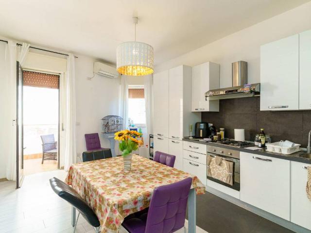 Appartamento in vendita a Aci Castello CT