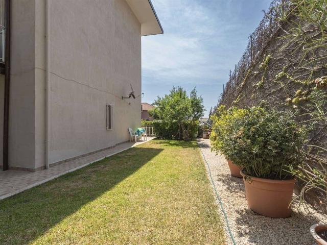 Appartamento in vendita a Aci Castello CT