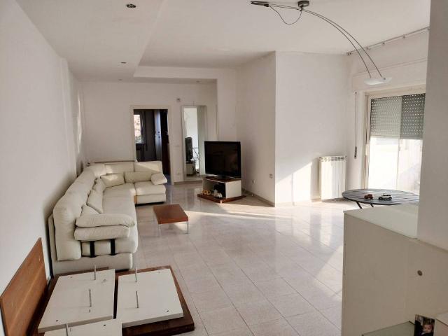 Appartamento in vendita a Aci Castello CT