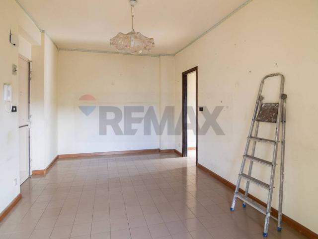 Appartamento in vendita a Aci Castello CT
