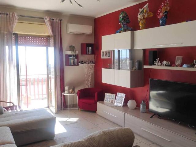 Appartamento in vendita a Aci Catena