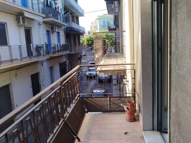 Appartamento in vendita a Aci Catena CT