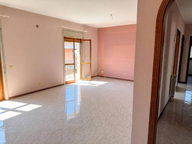 Appartamento in vendita a Aci Catena CT