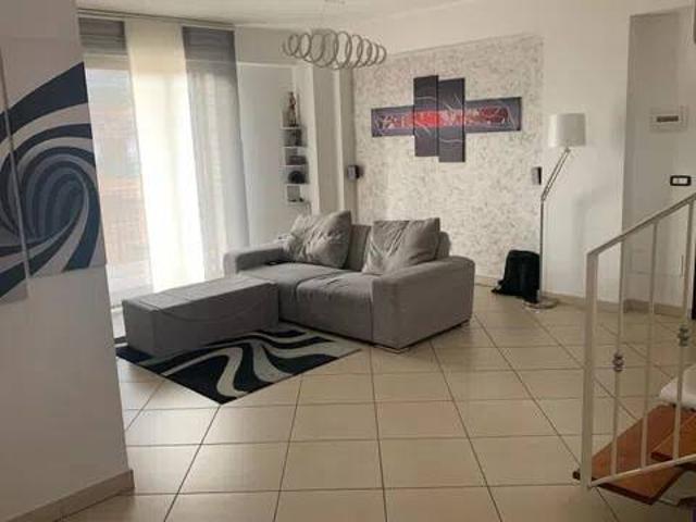 Appartamento in vendita a Aci Catena CT