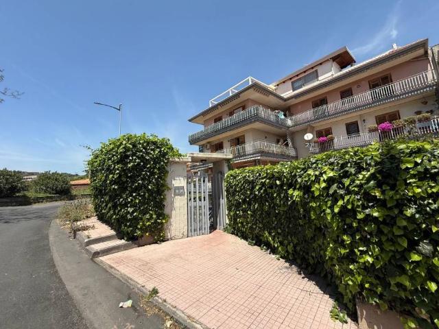 Appartamento in vendita a Aci Catena CT