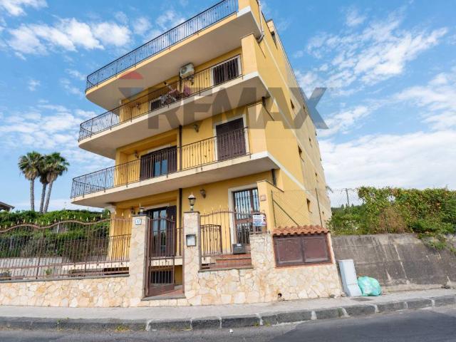 Appartamento in vendita a Aci Catena CT