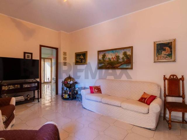 Appartamento in vendita a Aci Catena CT