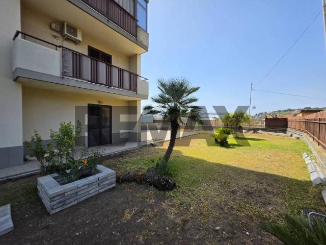 Appartamento in vendita a Aci Catena CT