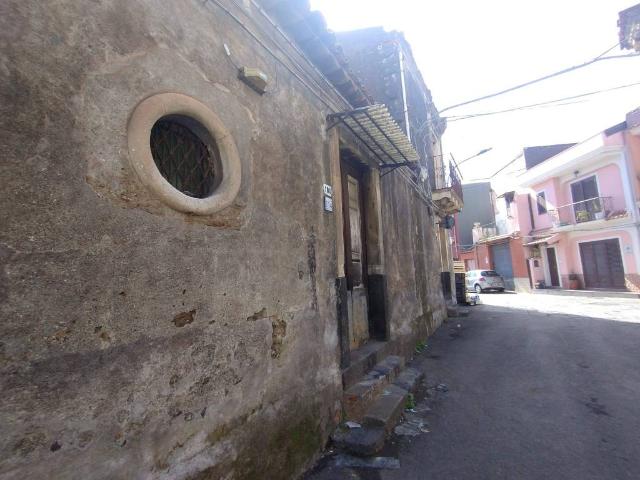 Appartamento in vendita a Aci Catena CT