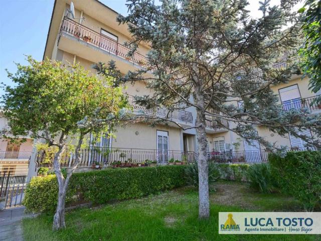 Appartamento in vendita a Aci Catena CT
