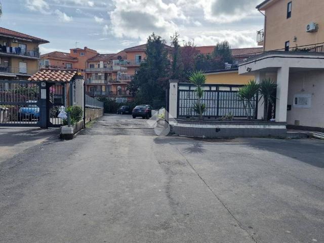 Appartamento in vendita a Aci Catena CT