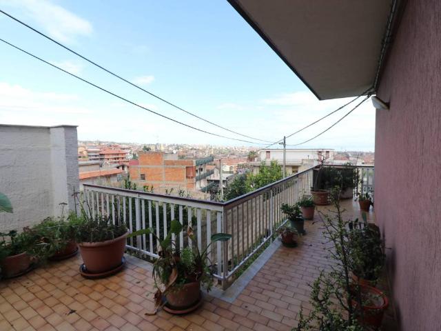 Appartamento in vendita a Aci Catena CT