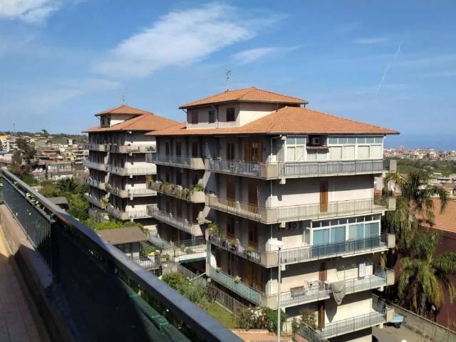 Appartamento in vendita a Aci Catena CT