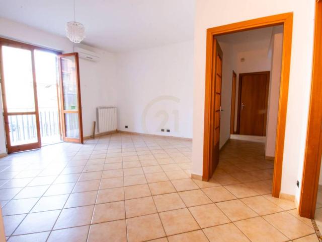 Appartamento in vendita a Aci Catena CT