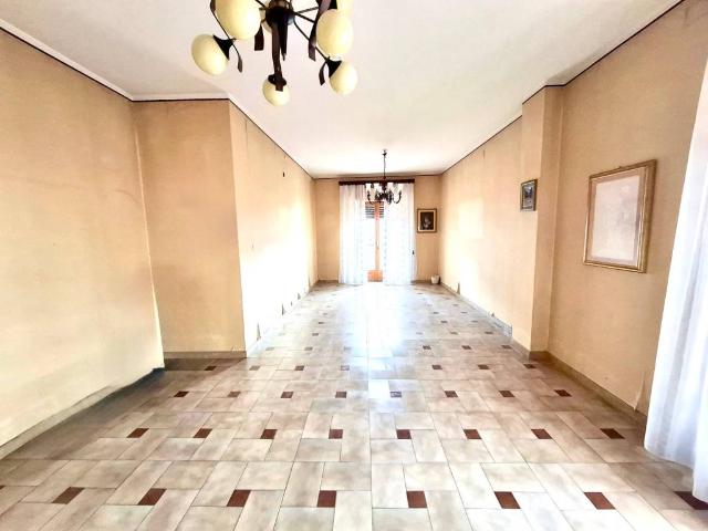 Appartamento in vendita a Aci Catena CT