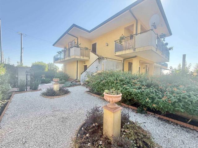 Appartamento in vendita a Aci Sant'Antonio CT