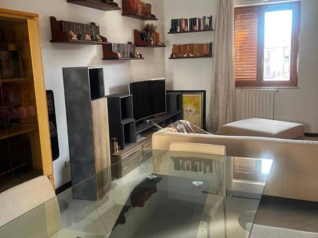 Appartamento in vendita a Aci Sant'Antonio CT