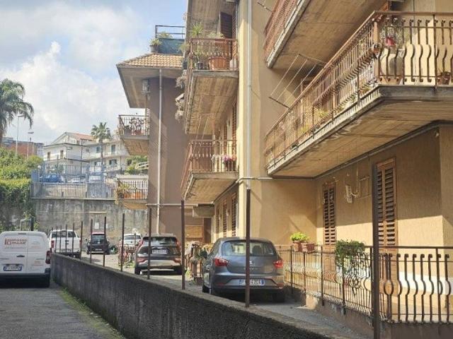 Appartamento in vendita a Aci Sant'Antonio CT