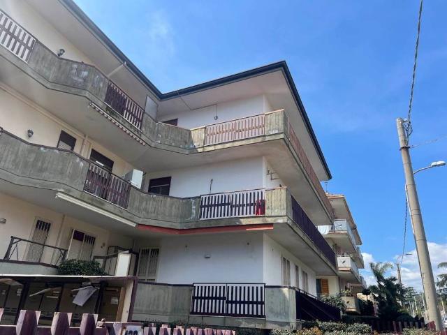 Appartamento in vendita a Aci Sant'Antonio CT