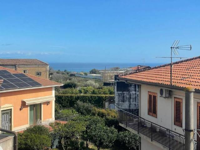 Appartamento in vendita a Acireale CT