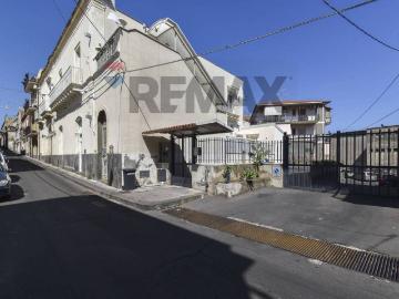 Appartamento in vendita a Acireale CT