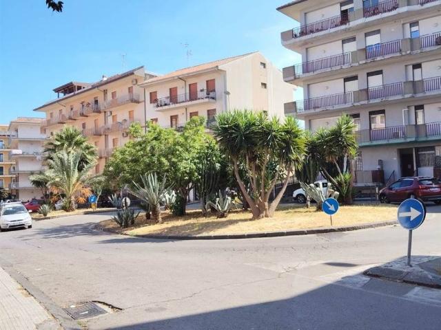 Appartamento in vendita a Acireale CT
