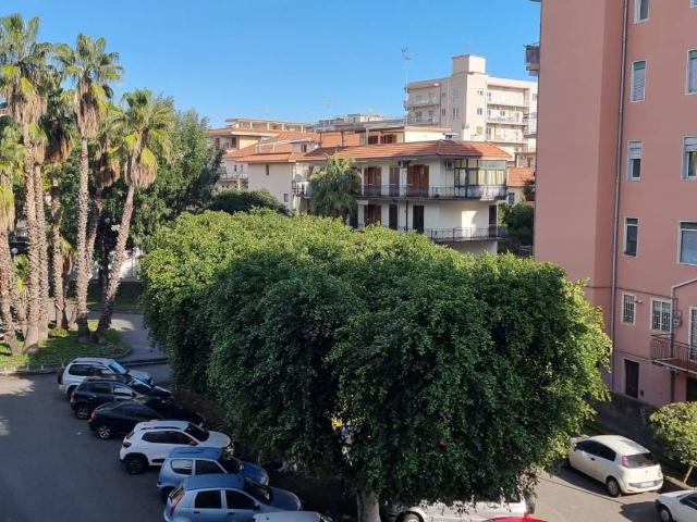 Appartamento in vendita a Acireale CT